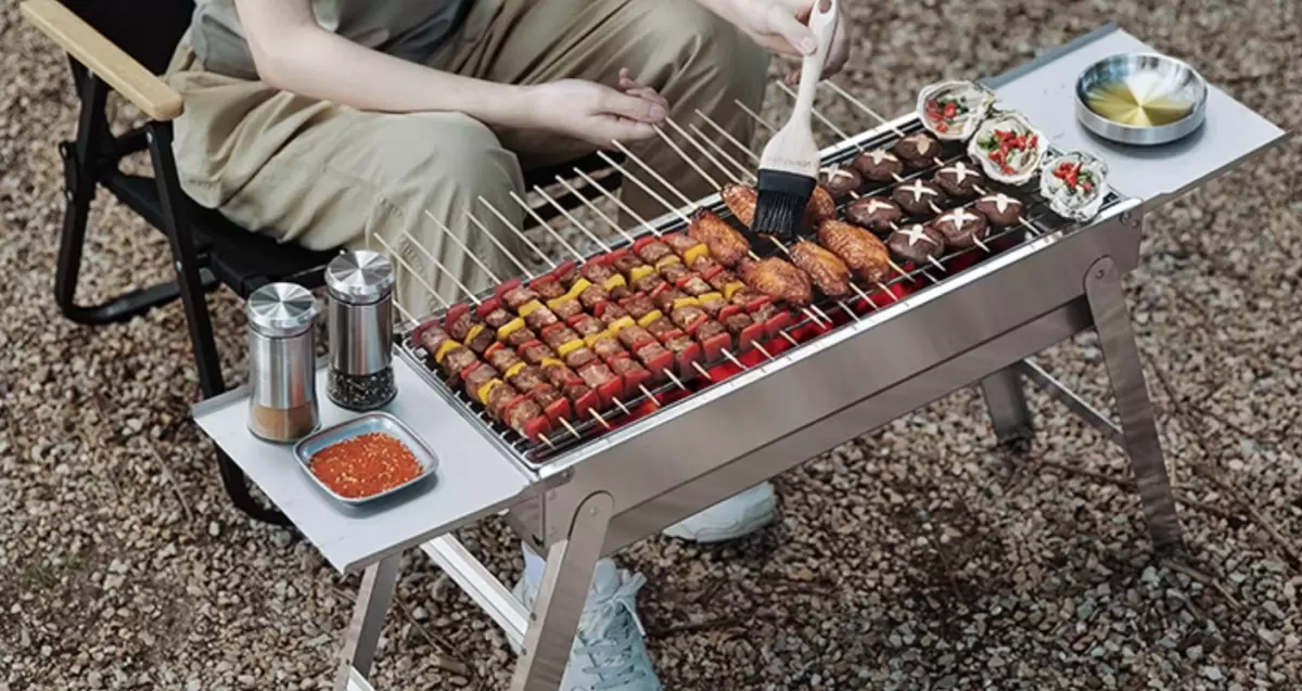 인도 가족 축제 BBQ 혁명 - SpiceFold Carbon Grill이 야외 소셜 열풍을 불러일으켰습니다.
