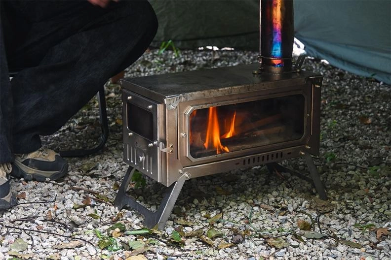 15파운드 미만의 초경량 접이식 텐트 스토브