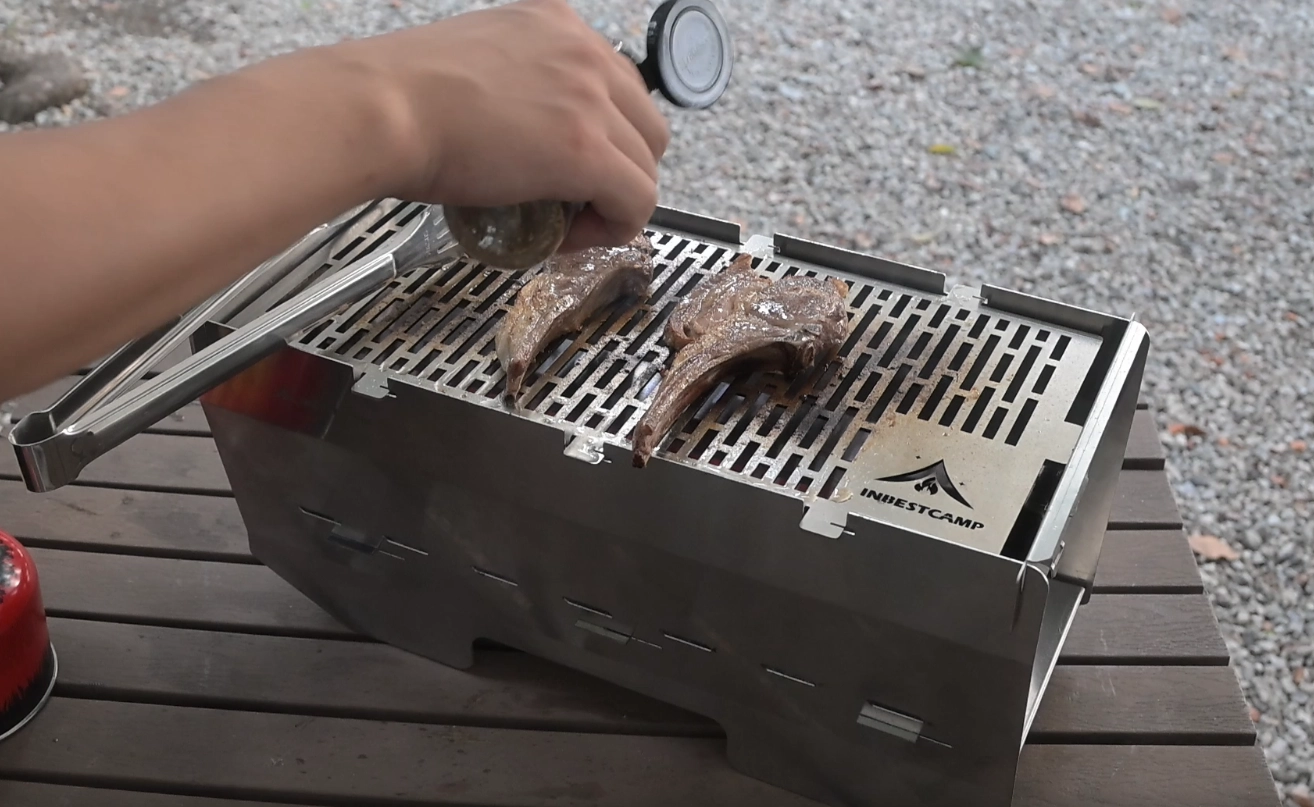 고급 캠핑 그릴 제조에서 스테인리스 스틸의 역할 고급 캠핑 그릴 제조에서 스테인리스 스틸의 역할